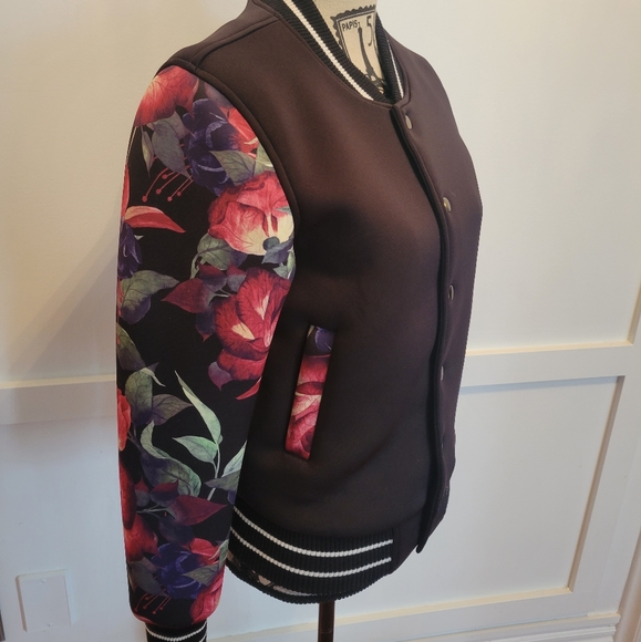 WLKN bomber Jacket - Picture 2 of 5